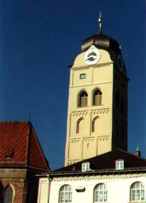 Stadtturm_und_Kirche