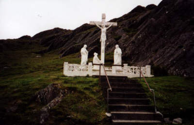 Healy Pass - Sehr typisch Statuen von
der Kreuzung findet man fast überall